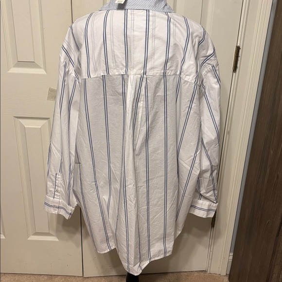 Aerie Good Day Button Down Shirt - Picture 7 of 11